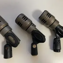 3 tres micrófonos cardioides dinámicos CAD TSM411